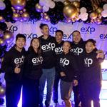 Realtor in Glendale - photo 1