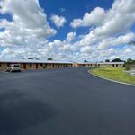 Economy Inn - photo 1