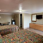 Economy Inn - photo 4