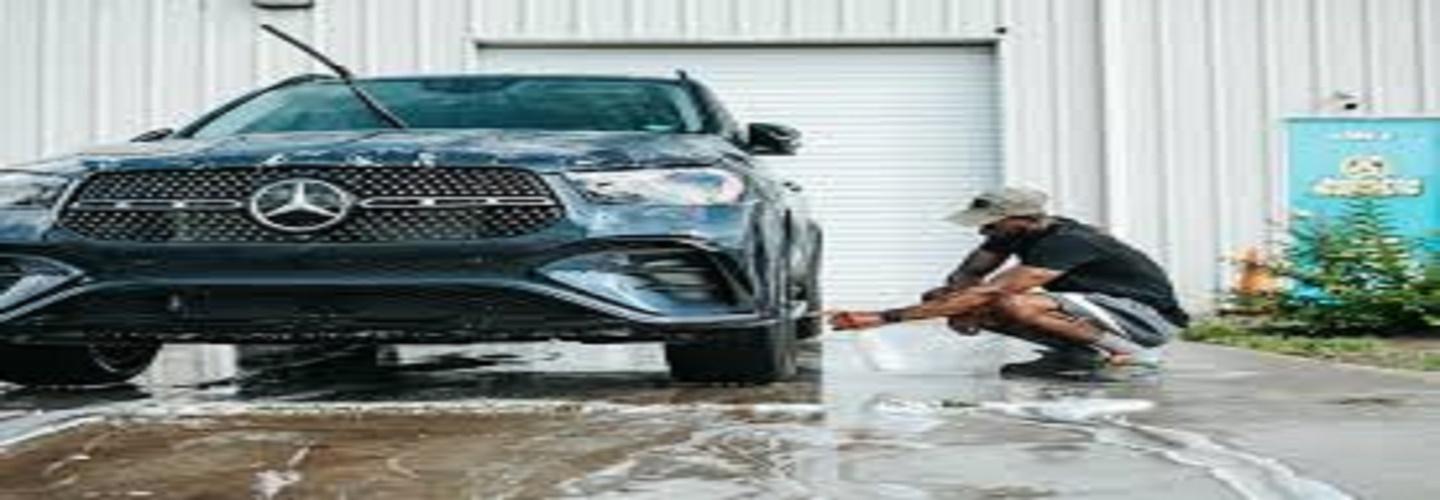 Lookin' Good Auto Detailing & Ceramic Coating cover photo