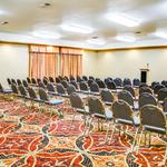 Comfort Suites Tyler south - photo 9