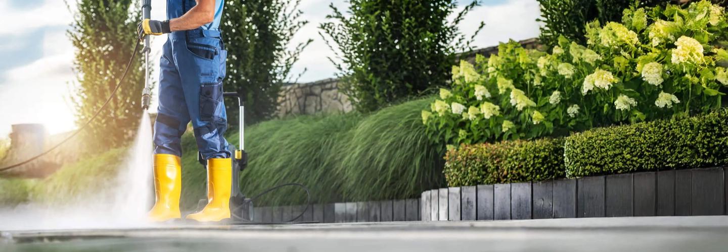 Master's Touch Paver Sealing & Pressure Washing cover photo