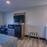 SureStay Camp Verde - photo 6