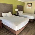 Solara Inn and Suites - photo 8