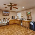 Majestic Mountain Inn - photo 4