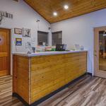 Majestic Mountain Inn - photo 8