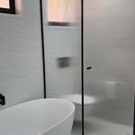 KH Bathroom Renovations - photo 2