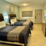 Texas Inn and Suites City Center at University Dr - photo 2