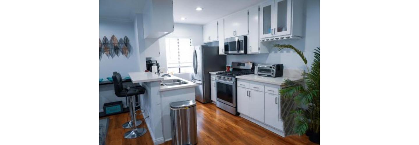 Bridges Sober Living Apartments in Los Angeles For Men cover photo