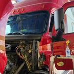 Gomez Truck Glass & Windshield - photo 4