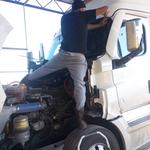 Gomez Truck Glass & Windshield - photo 10