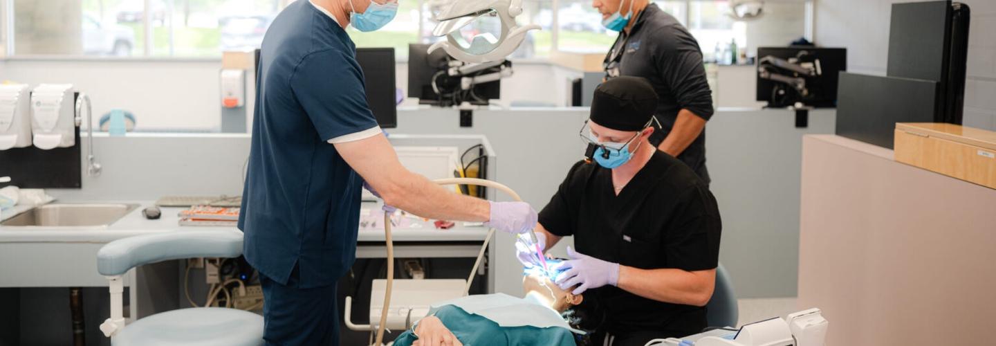 Smili Dental - Pine Centre Mall cover photo