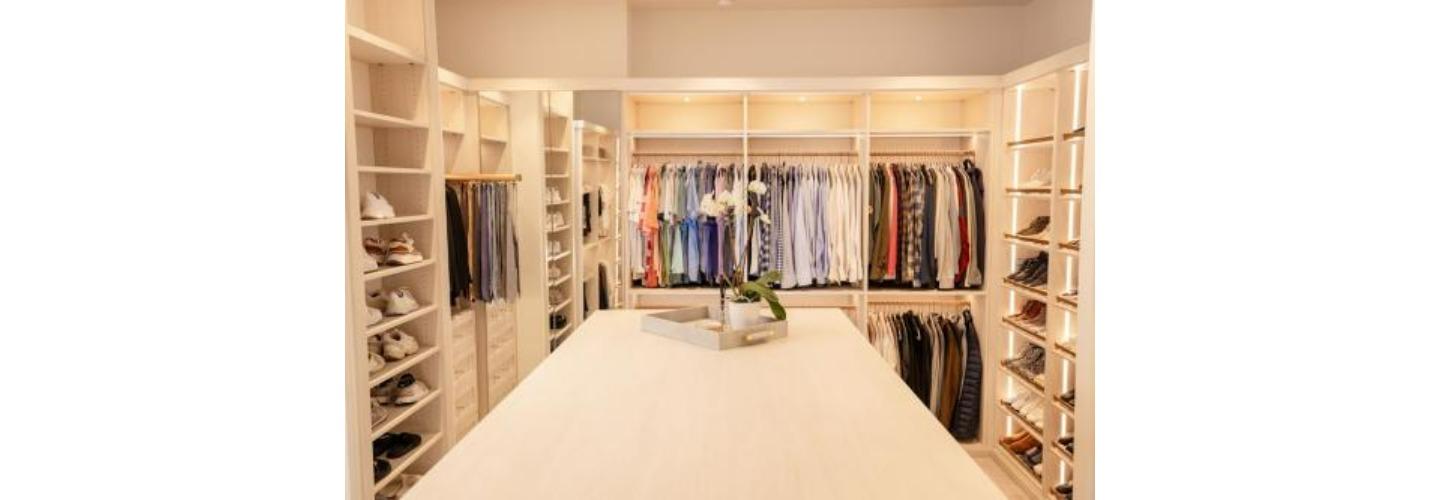 Closet Envy cover photo