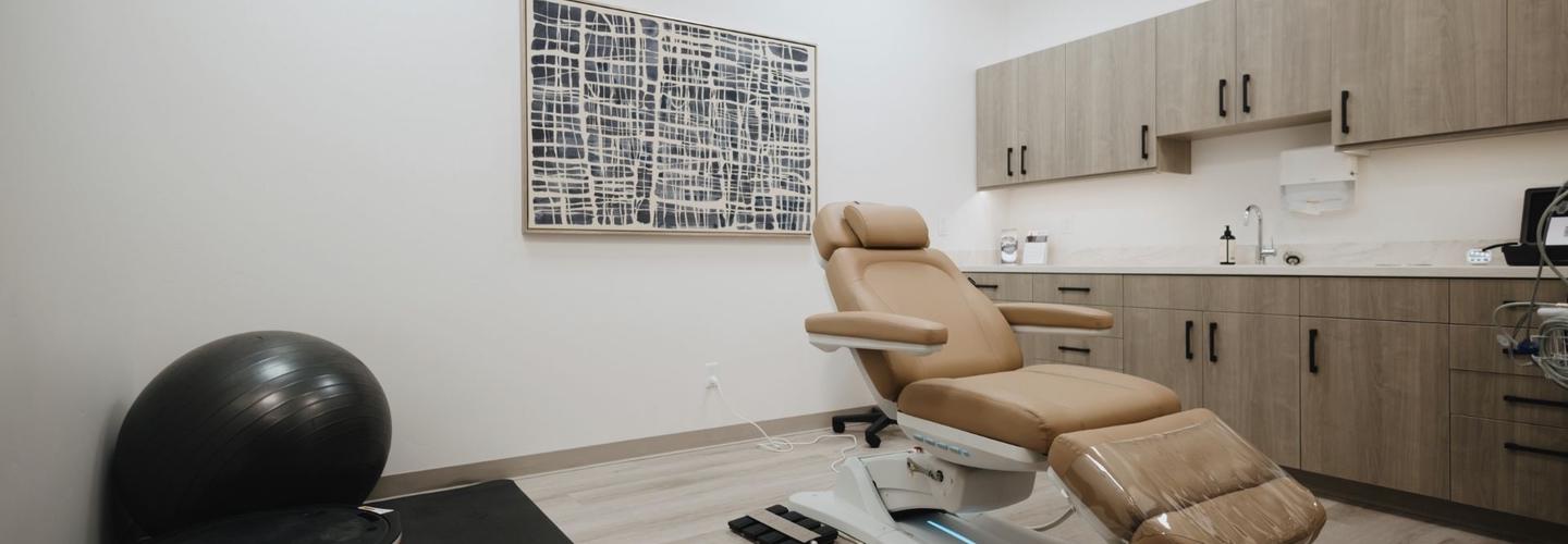 Peak Personalized Healthcare cover photo