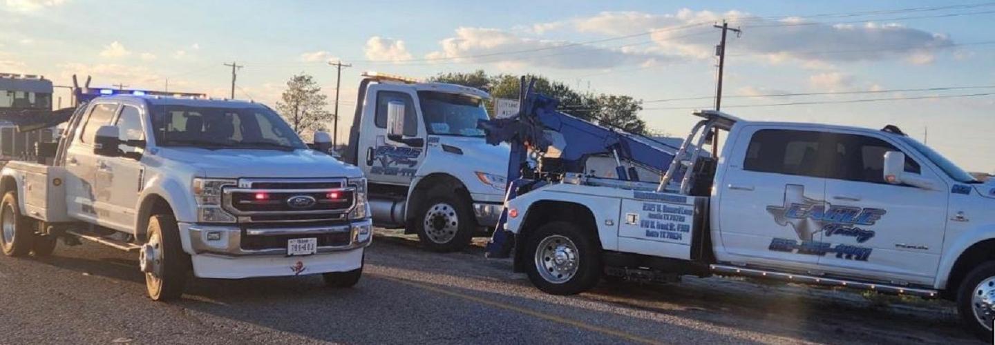 Austin Heavy Duty Towing, TX  cover photo