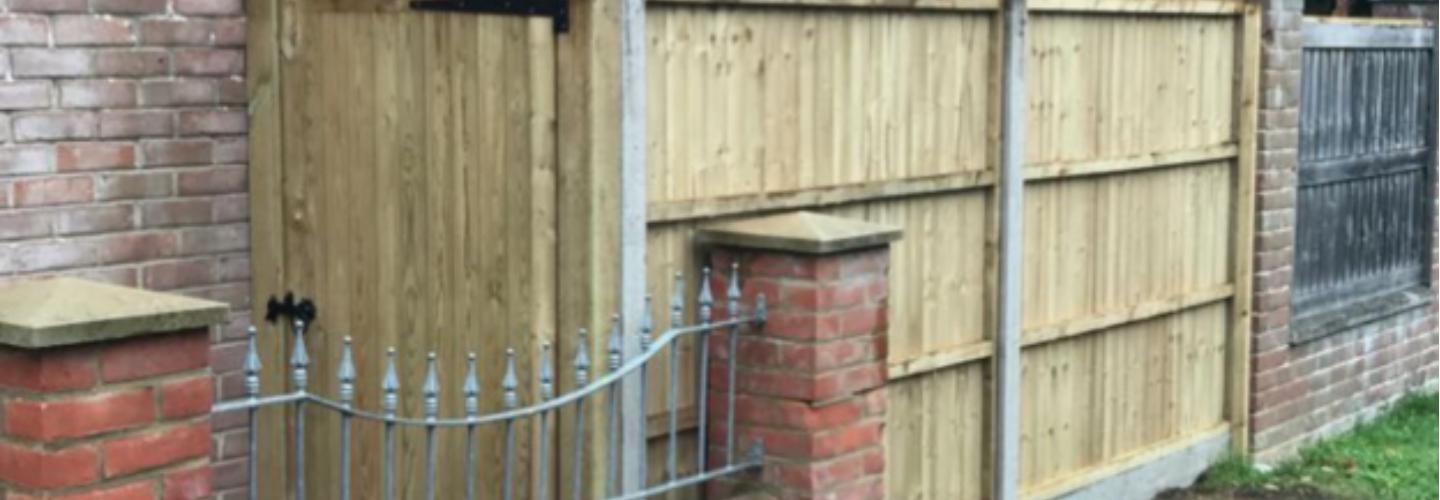 TH Fencing & Landscaping	 cover photo