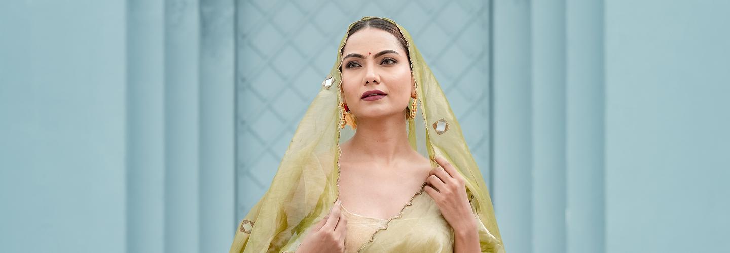 AMAHI FASHION & DESIGNS cover photo